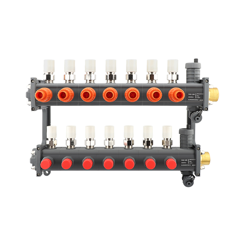 The water manifold of the floor heating system is equipped with a pressure difference bypass device